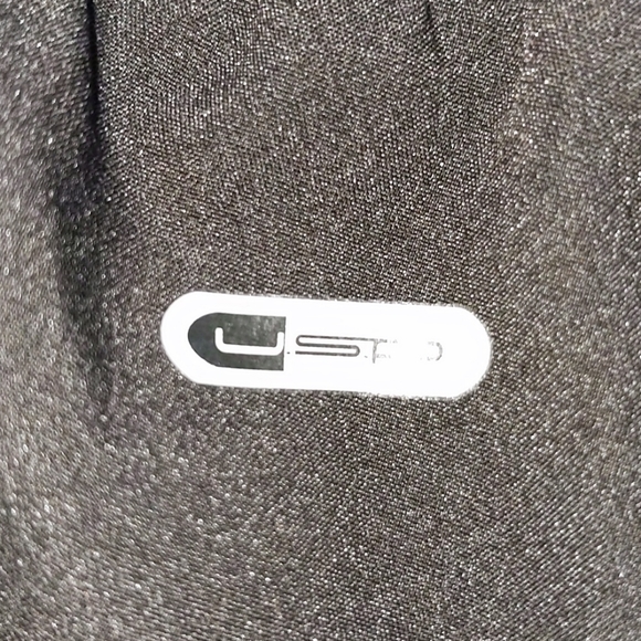 Puma Black Athletic Cropped Pants - Picture 6 of 7